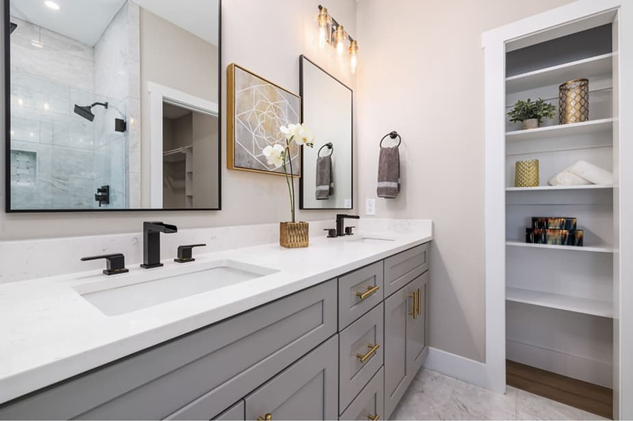 The Best Materials for Bathroom Countertops: Pros and Cons